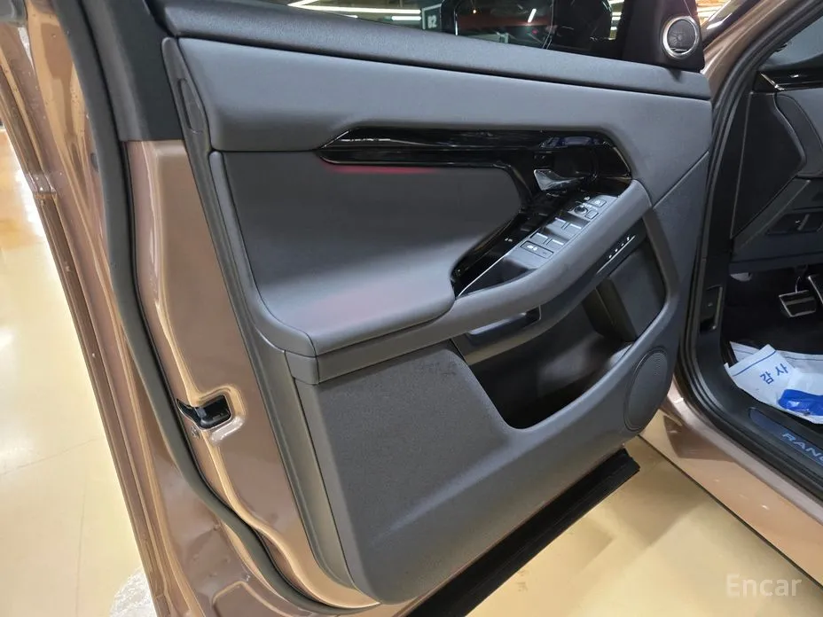 Фото 12 - Land Rover Range Rover Evoque