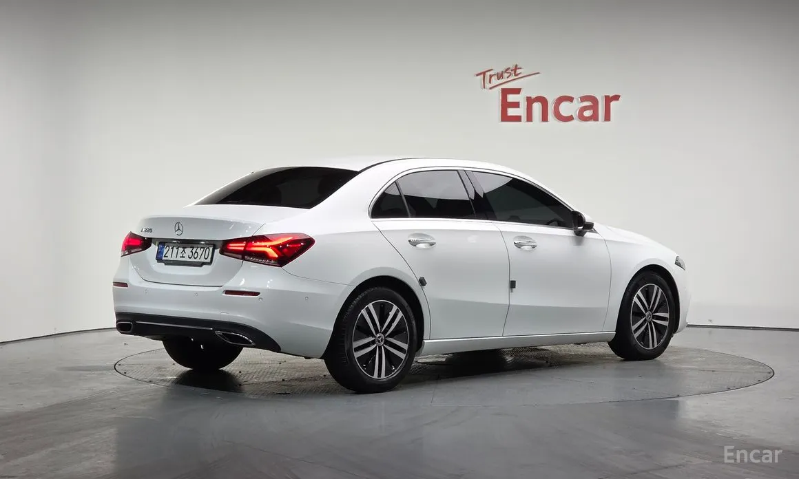 Фото 2 - Mercedes-Benz A-Class