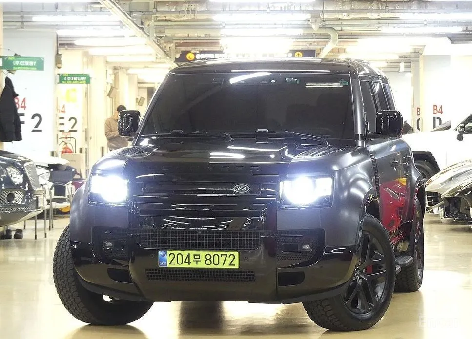 Фото 1 - Land Rover Defender