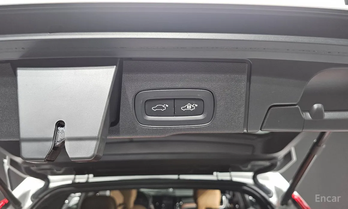 Фото 20 - Volvo XC60