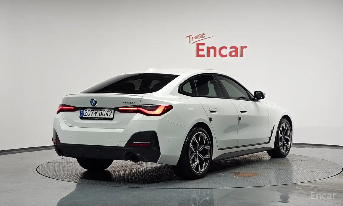 Фото 2 - BMW 4 Series