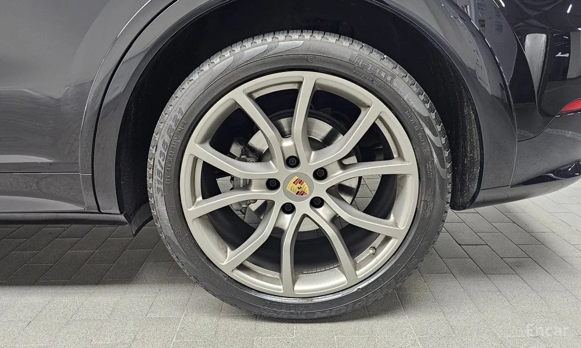 Фото 5 - Porsche Cayenne