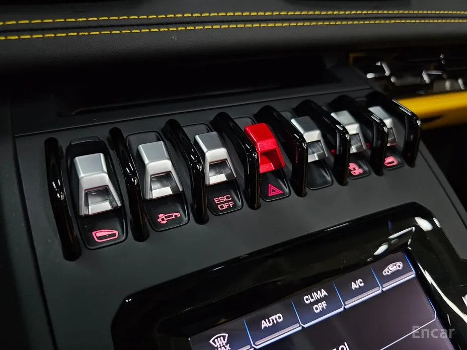 Фото 15 - Lamborghini Huracan