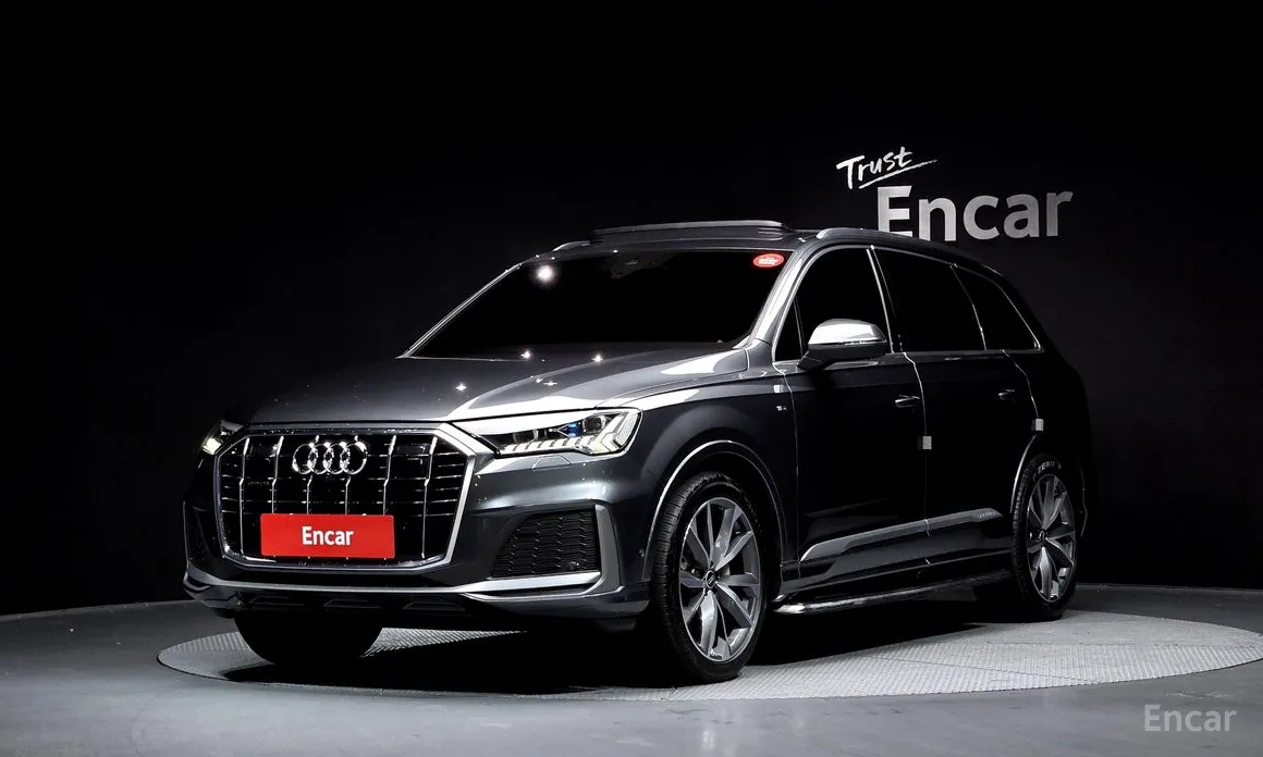 Фото 1 - Audi Q7