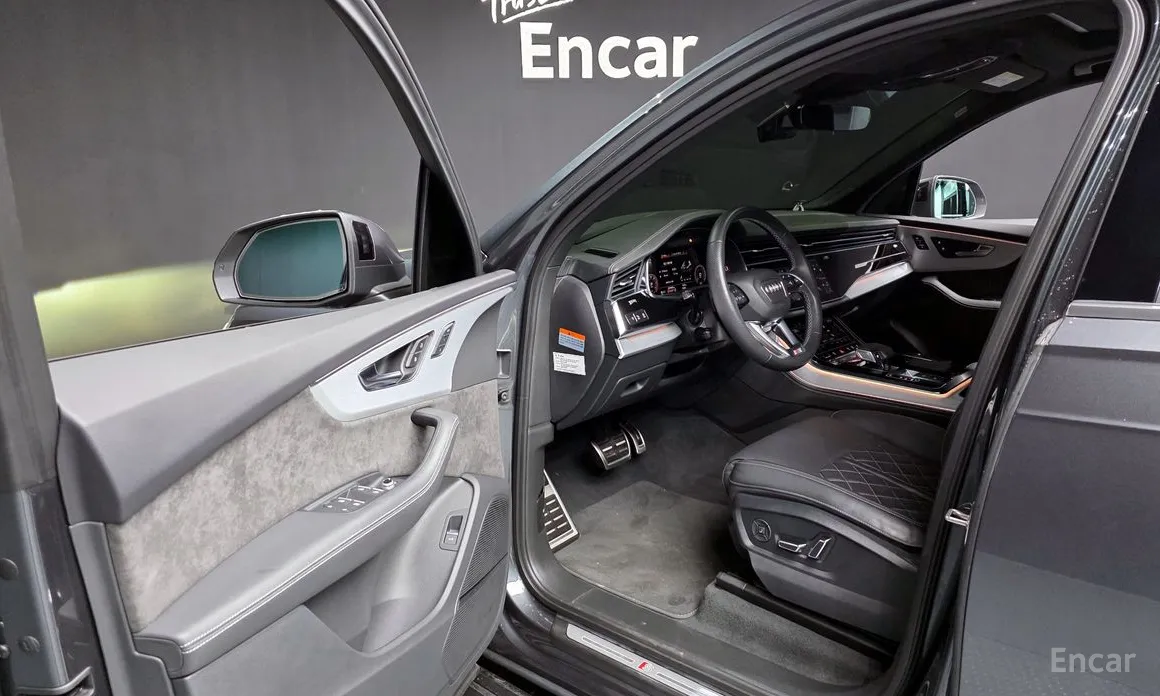 Фото 10 - Audi Q7