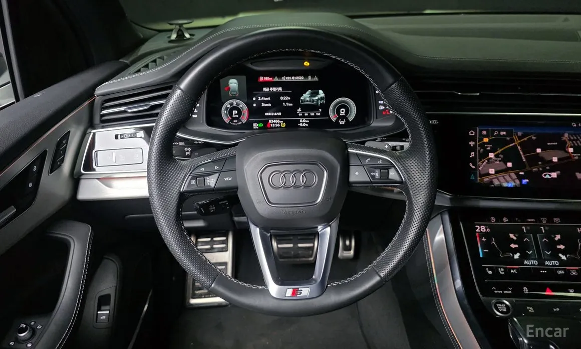 Фото 13 - Audi Q7