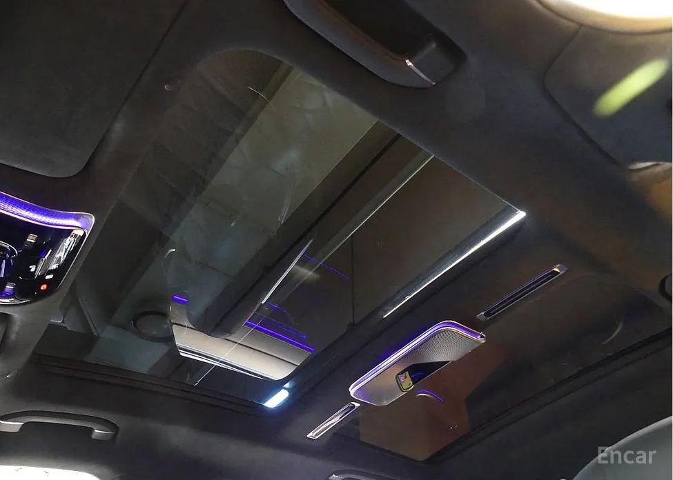 Фото 19 - Mercedes-Benz S-Class