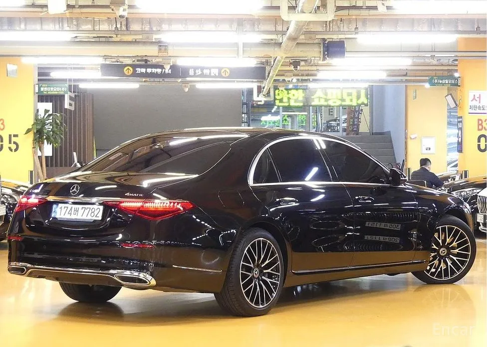 Фото 2 - Mercedes-Benz S-Class