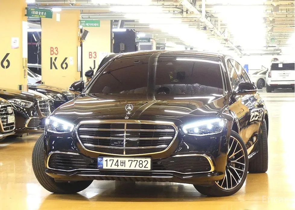 Фото 3 - Mercedes-Benz S-Class