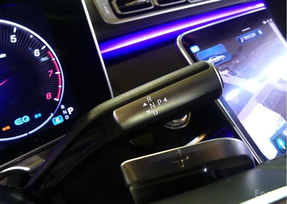 Фото 9 - Mercedes-Benz S-Class