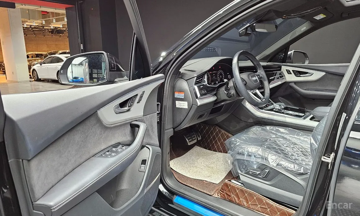 Фото 11 - Audi Q7