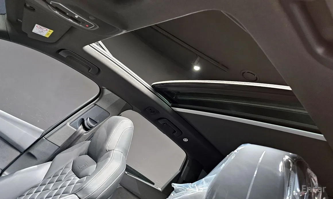 Фото 18 - Audi Q7