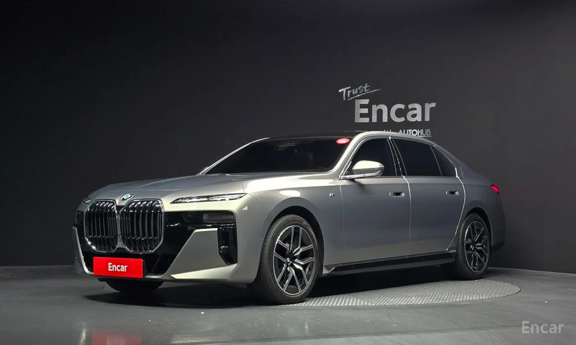 Фото 1 - BMW 7 Series