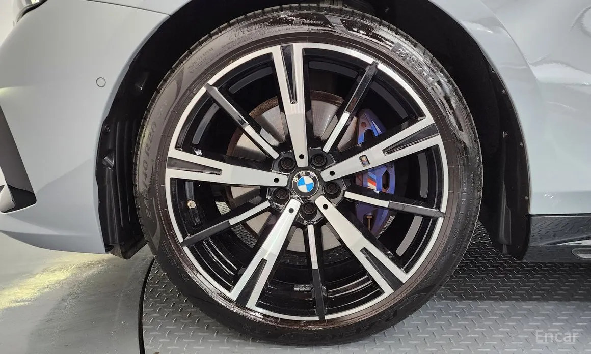 Фото 5 - BMW 5 Series