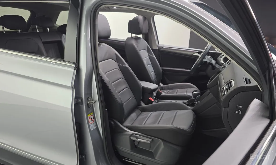 Фото 12 - Volkswagen Tiguan