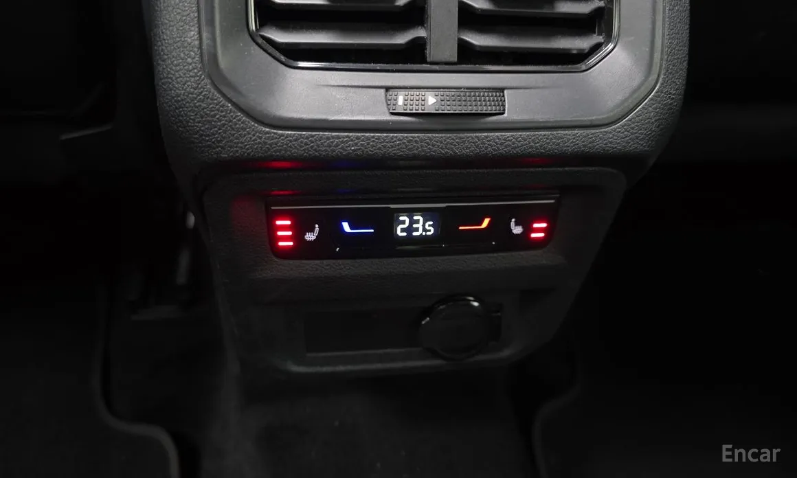 Фото 18 - Volkswagen Tiguan