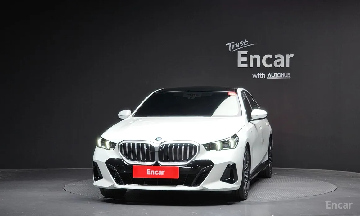 Фото 3 - BMW 5 Series