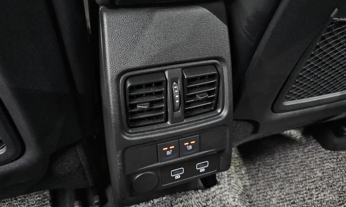 Фото 19 - Renault XM3