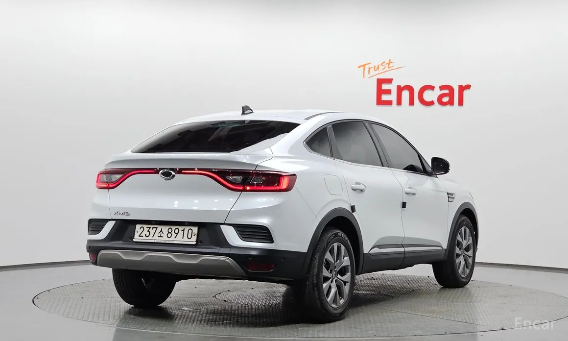 Фото 2 - Renault XM3