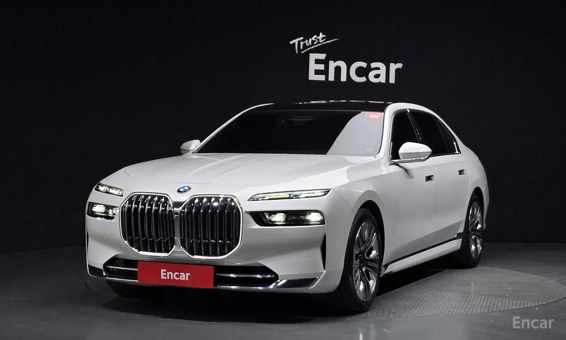 Фото 1 - BMW 7 Series