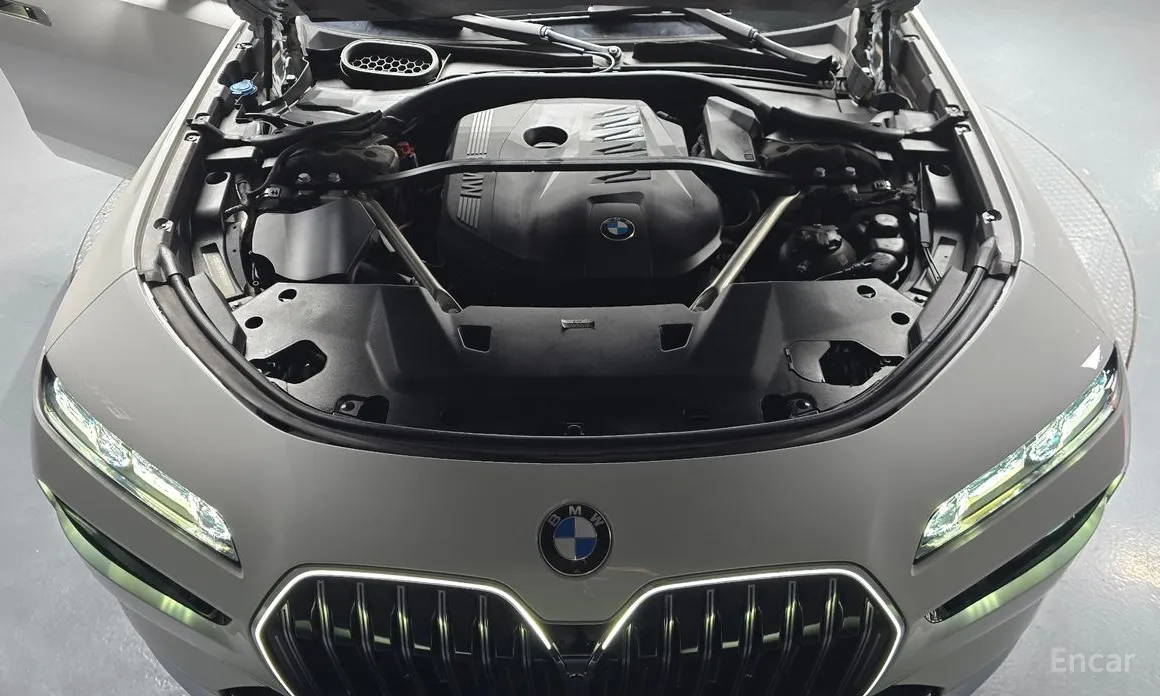 Фото 6 - BMW 7 Series