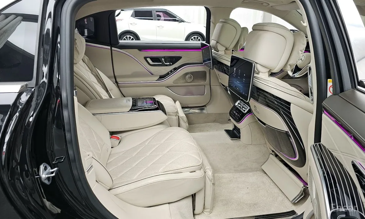 Фото 12 - Mercedes-Benz S-Class