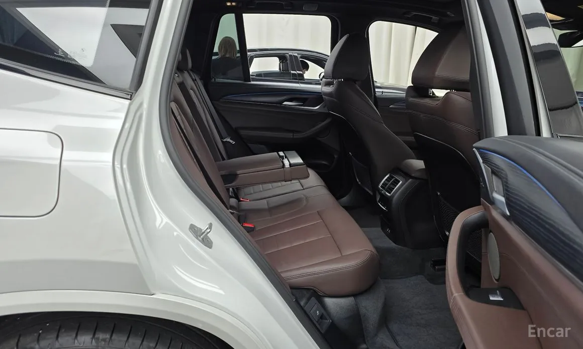 Фото 12 - BMW iX3