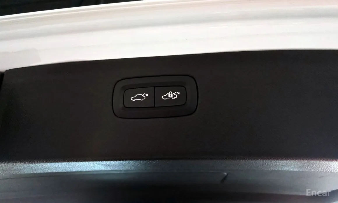 Фото 20 - Volvo XC90