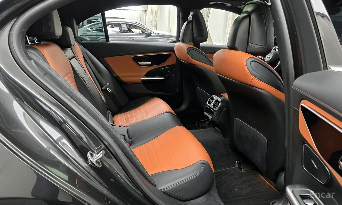 Фото 12 - Mercedes-Benz C-Class