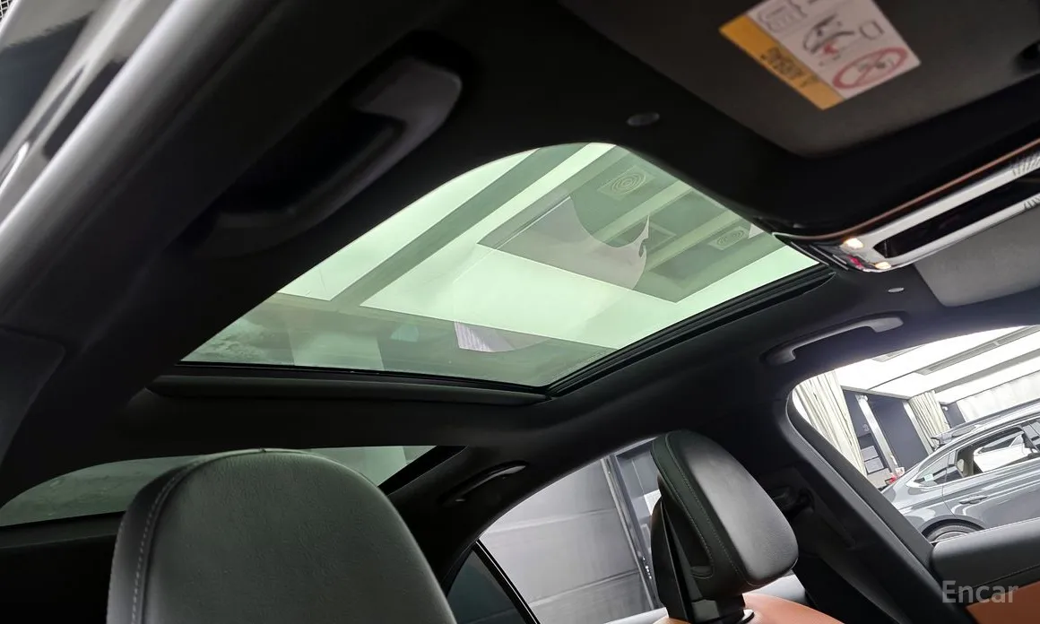 Фото 17 - Mercedes-Benz C-Class