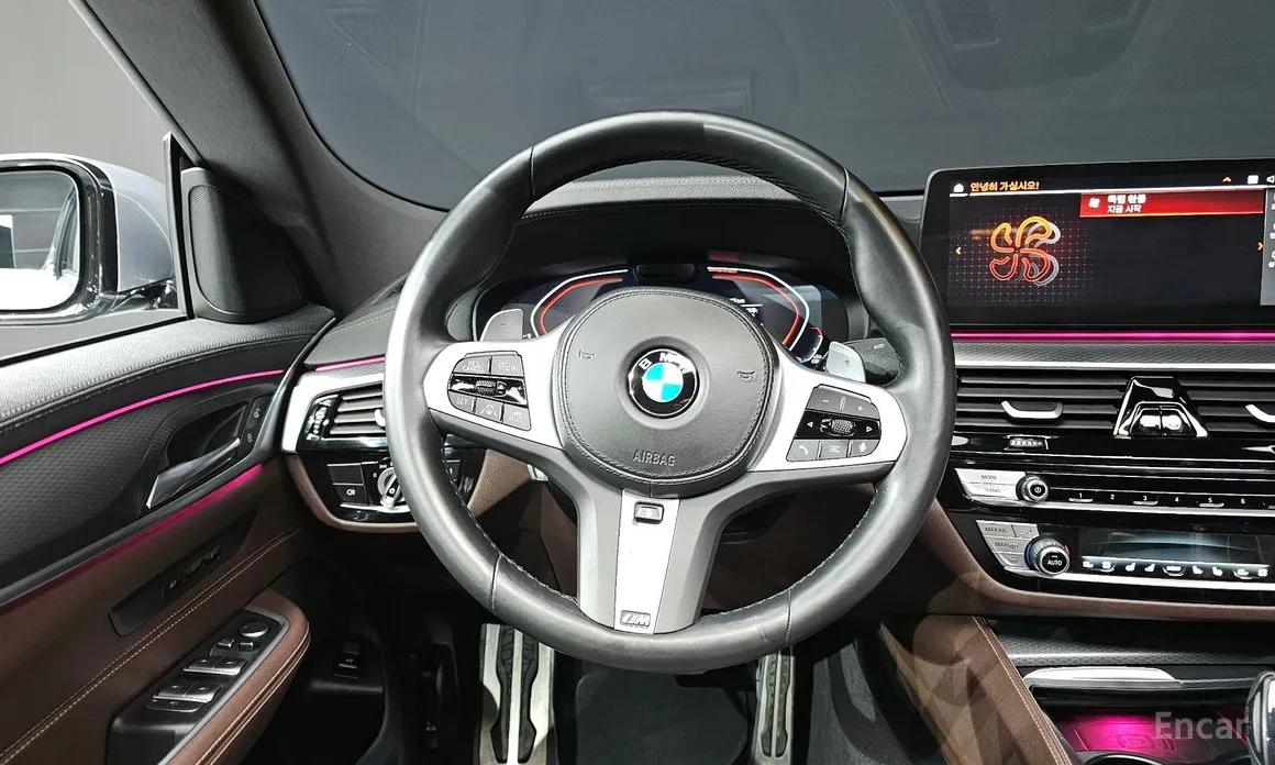 Photo 13 - BMW Gran Turismo