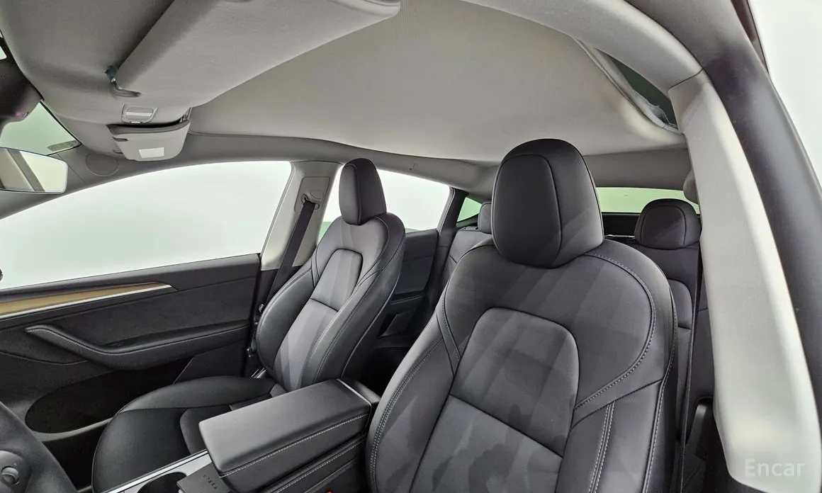 Фото 19 - Tesla Model Y