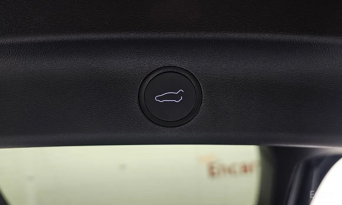 Фото 20 - Tesla Model Y