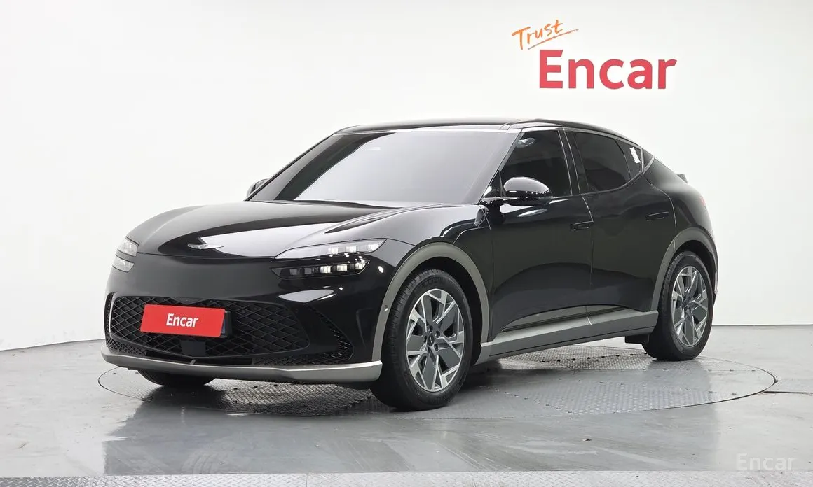 Фото 1 - Genesis GV60