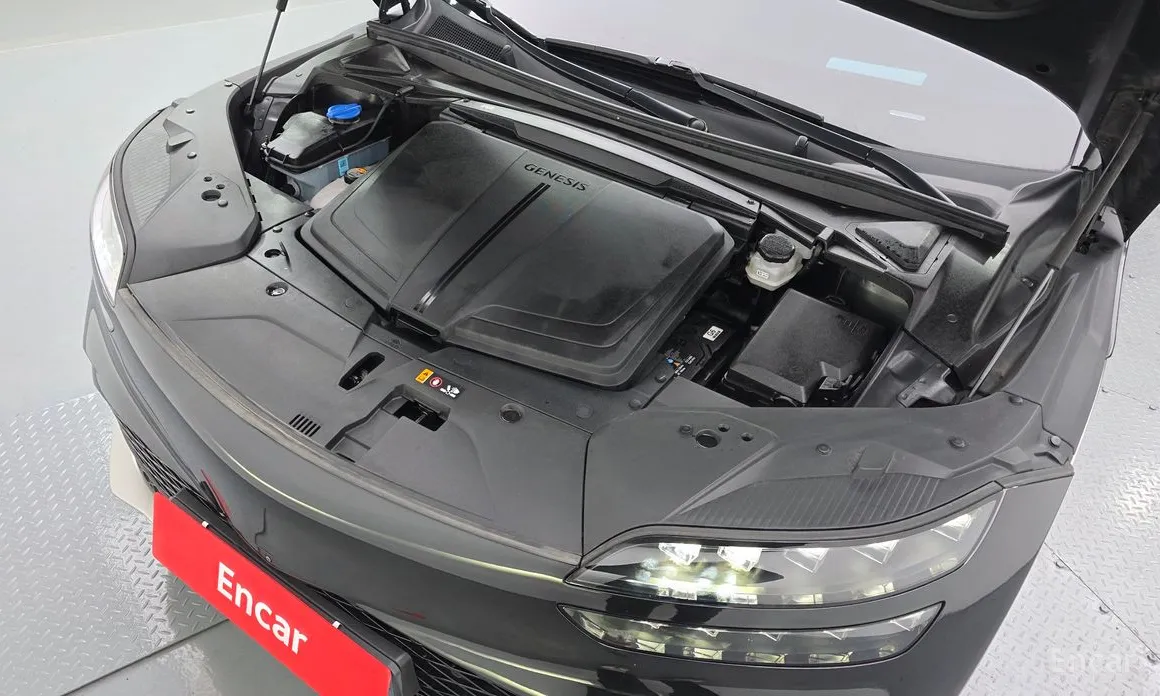 Фото 6 - Genesis GV60