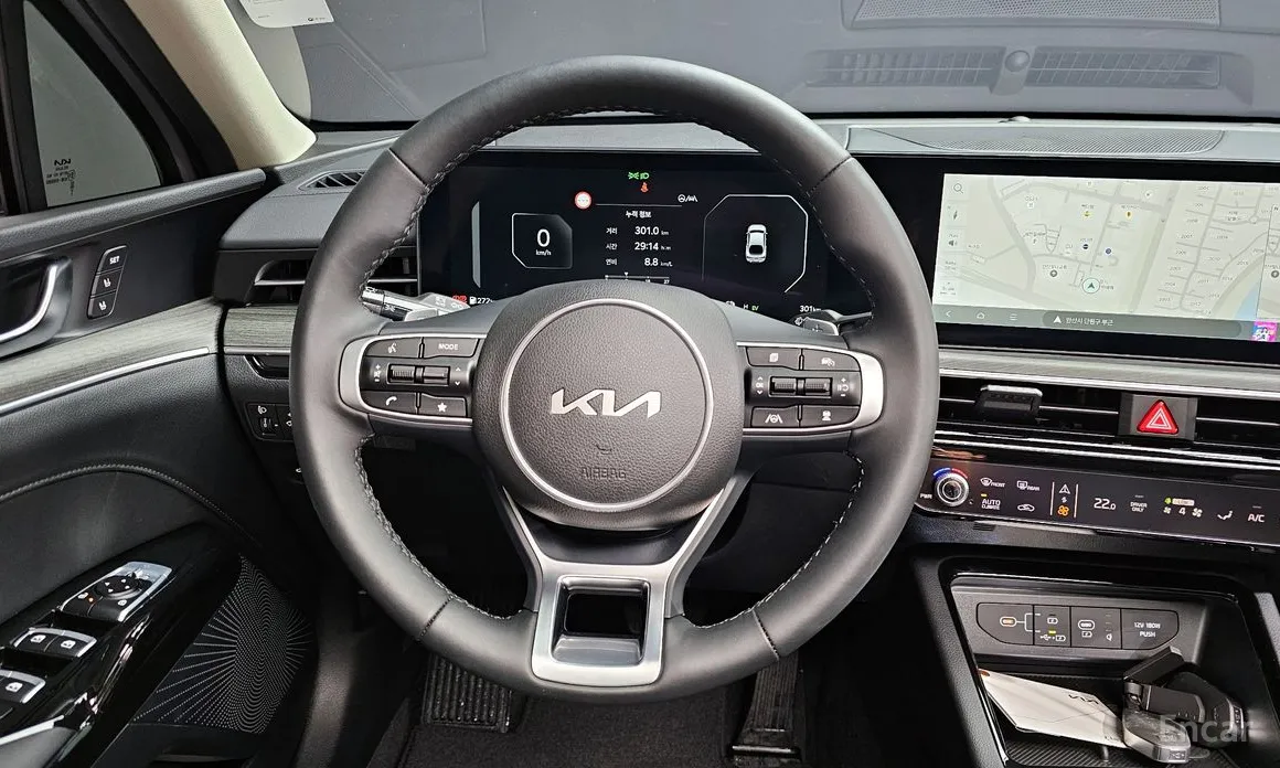 Фото 13 - Kia K5