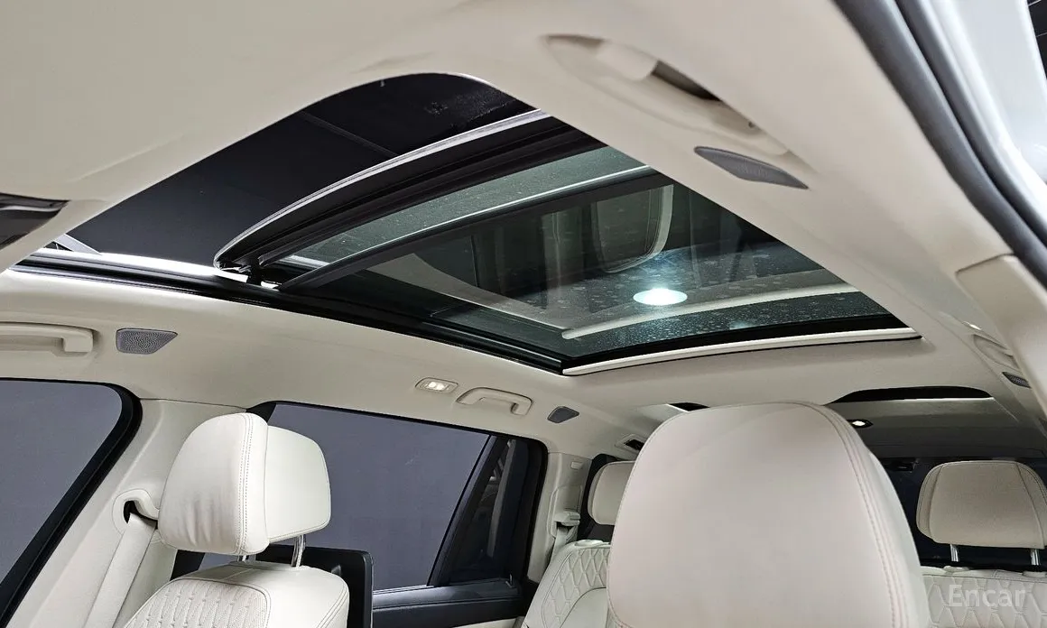 Фото 18 - BMW X7