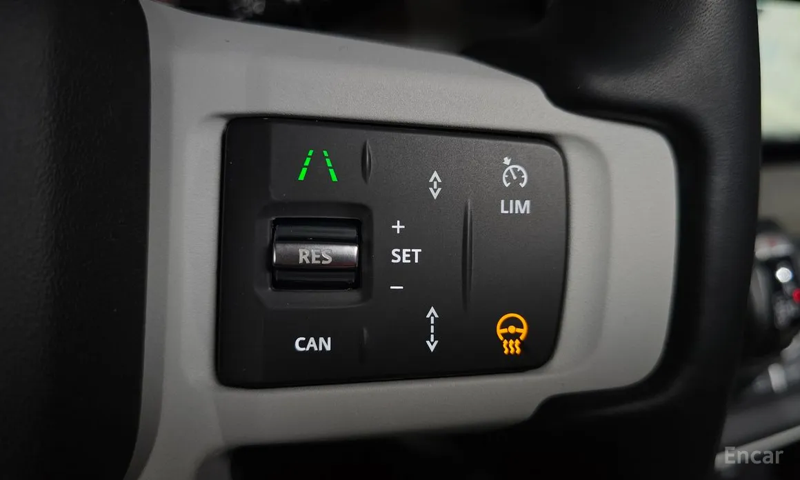 Фото 16 - Land Rover Defender