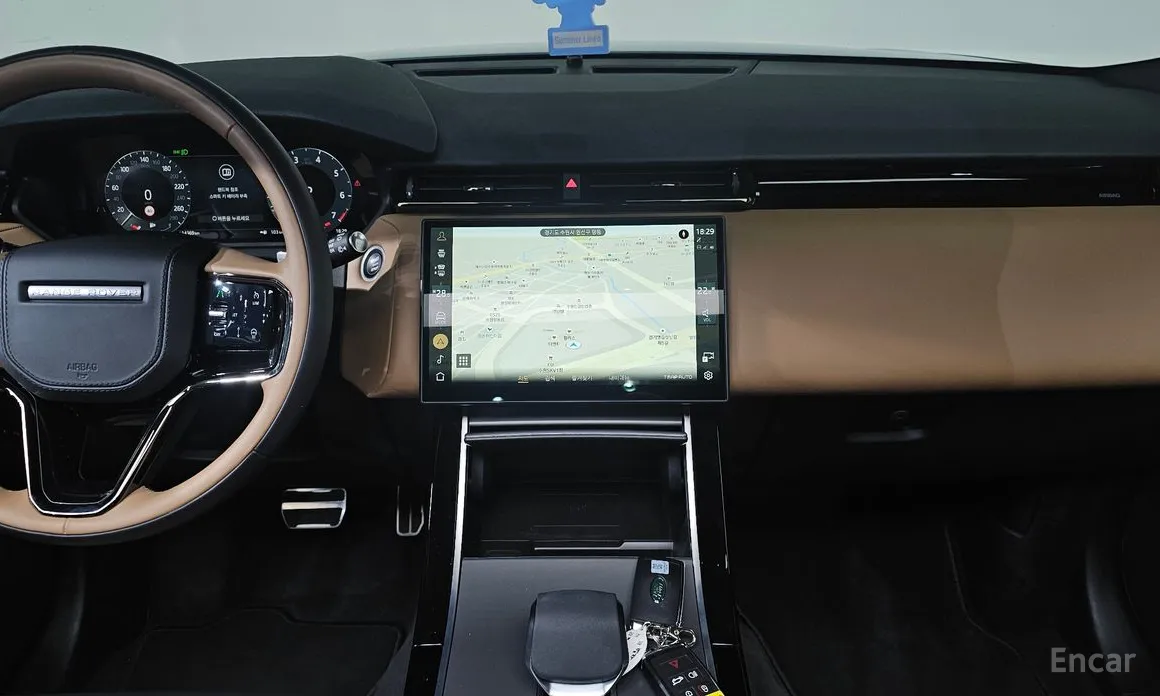 Фото 14 - Land Rover Range Rover Velar