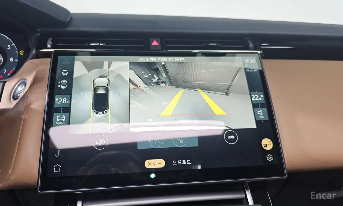 Фото 15 - Land Rover Range Rover Velar