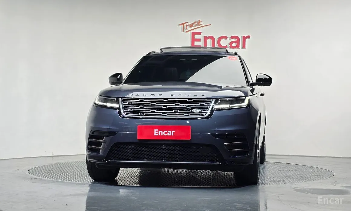 Фото 3 - Land Rover Range Rover Velar