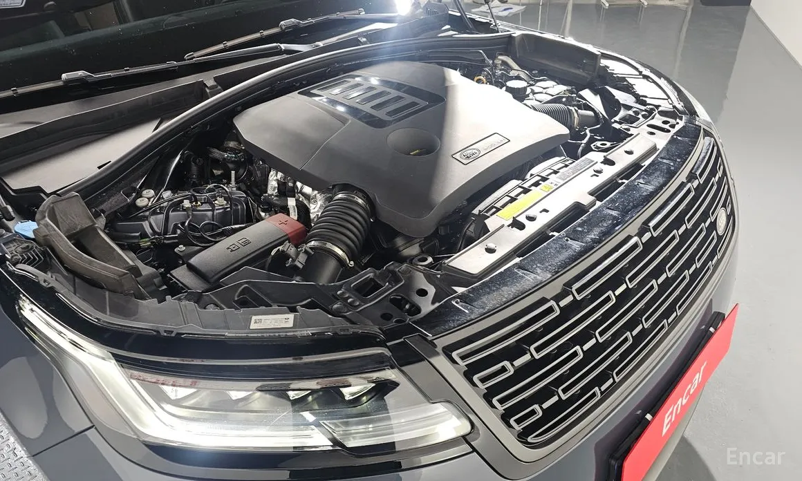 Фото 6 - Land Rover Range Rover Velar