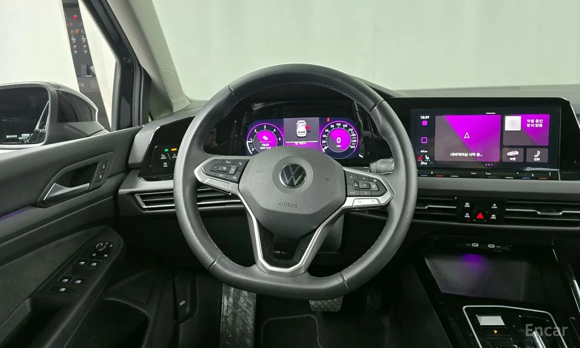 Фото 13 - Volkswagen Golf