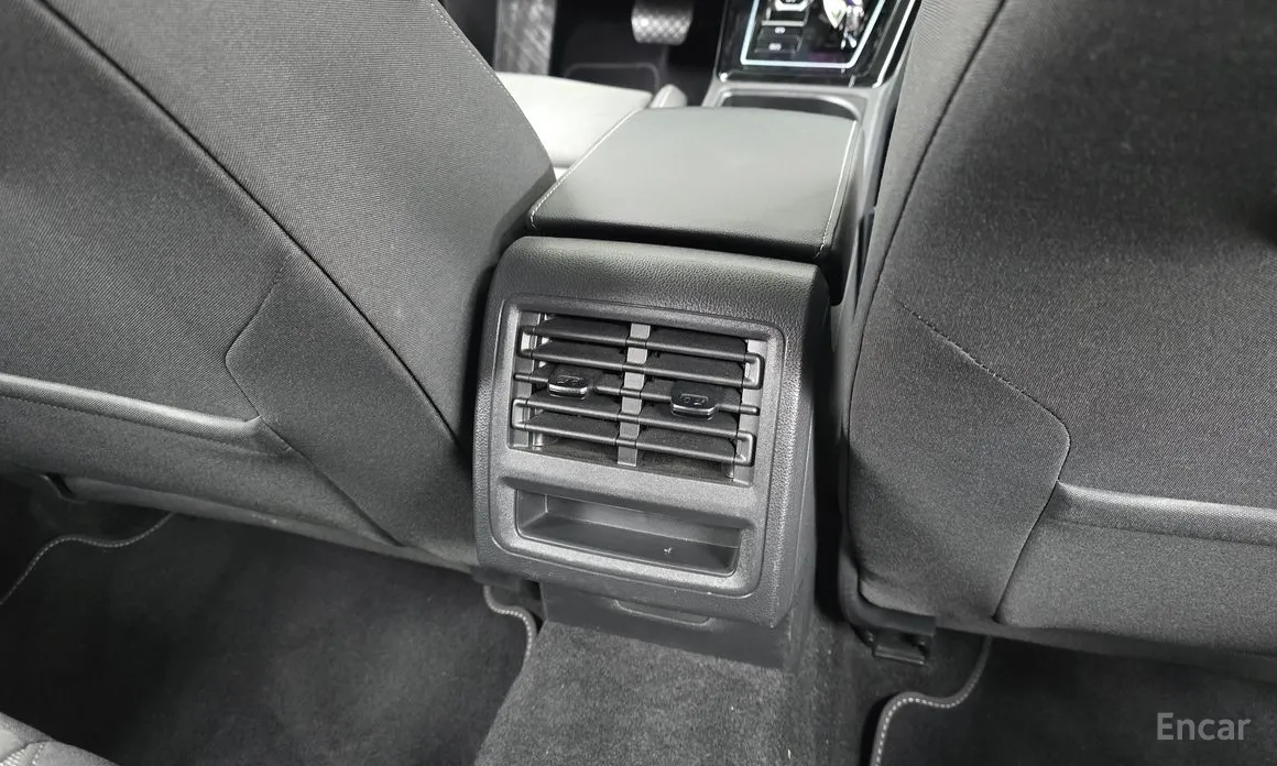 Фото 19 - Volkswagen Golf