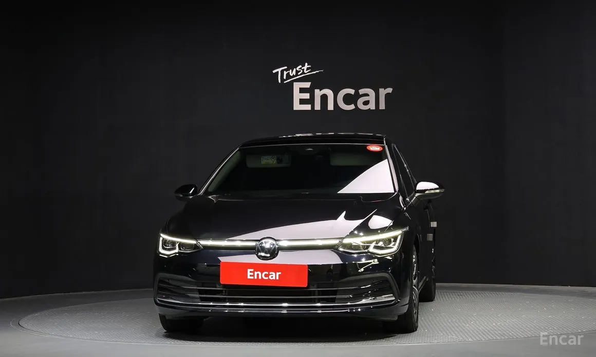 Фото 3 - Volkswagen Golf