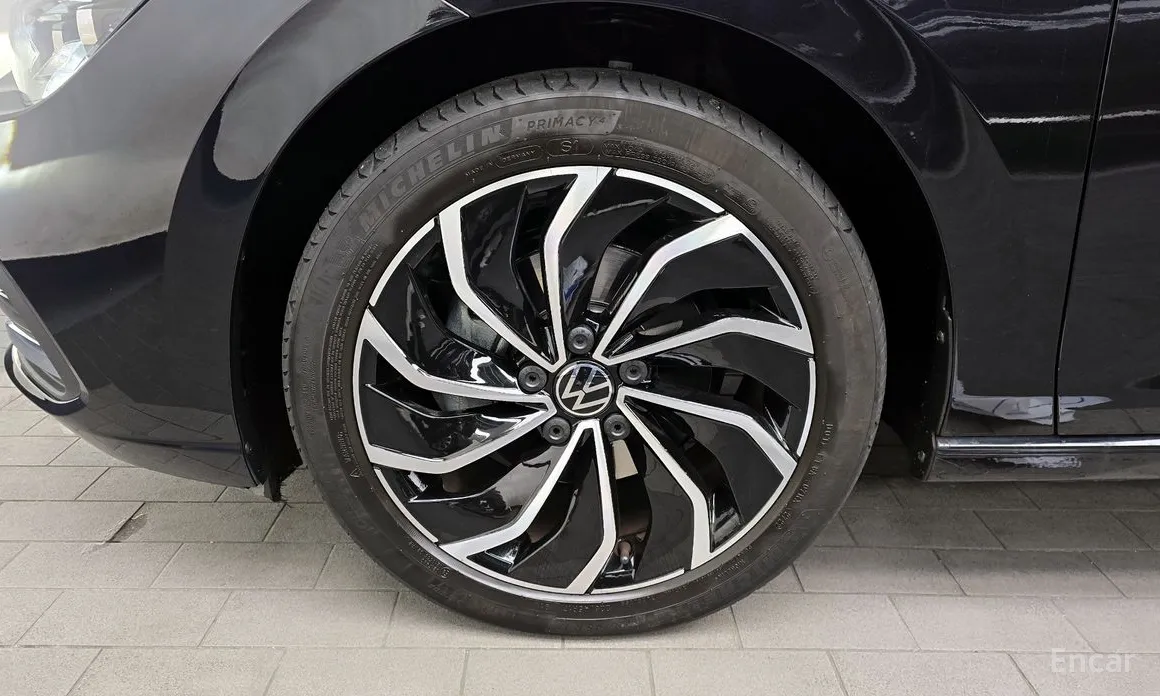 Фото 5 - Volkswagen Golf