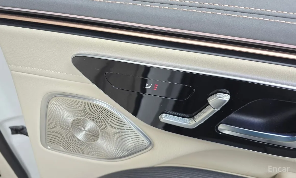 Фото 18 - Mercedes-Benz EQS