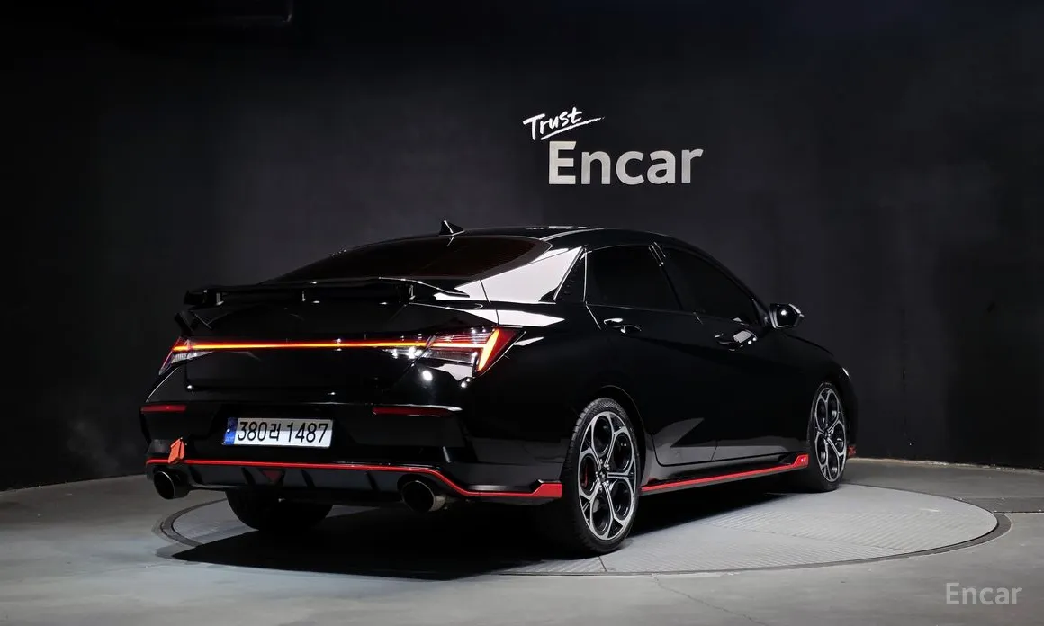 Фото 2 - Hyundai Avante