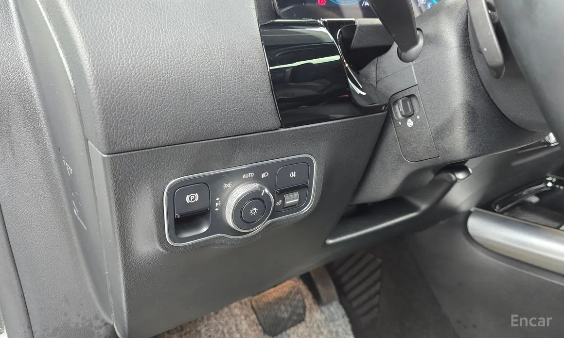 Фото 17 - Mercedes-Benz GLA-Class