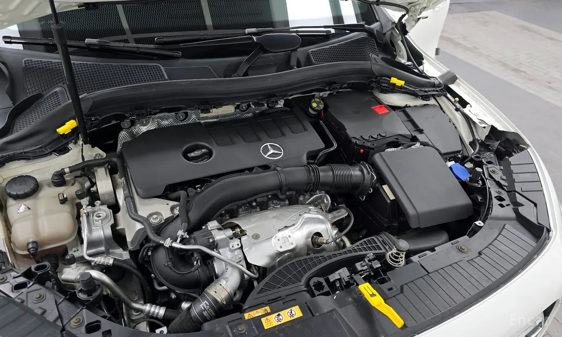 Фото 6 - Mercedes-Benz GLA-Class